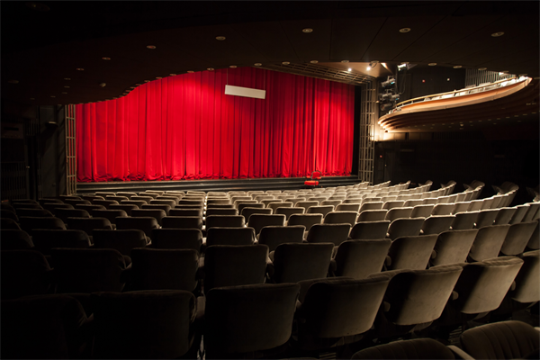 Alley Theatre: Theatre Production Team Transforms Workflow with Flexible Wireless Intercom Systems